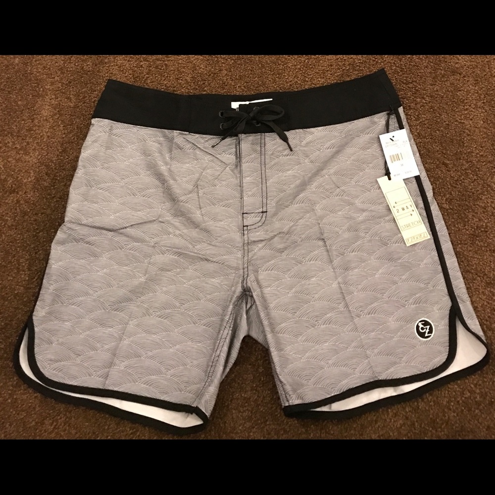 Ezekiel - NWT Men’s 38 Summit 18’’ Board Shorts